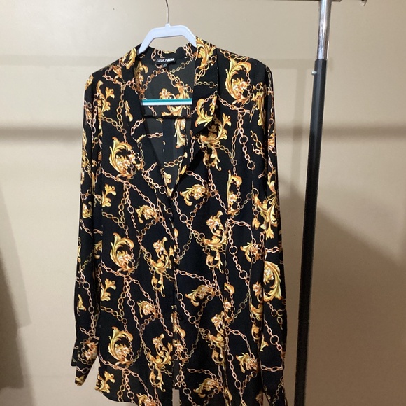 Women’s Black & Gold Button Up Blouse - Picture 5 of 5